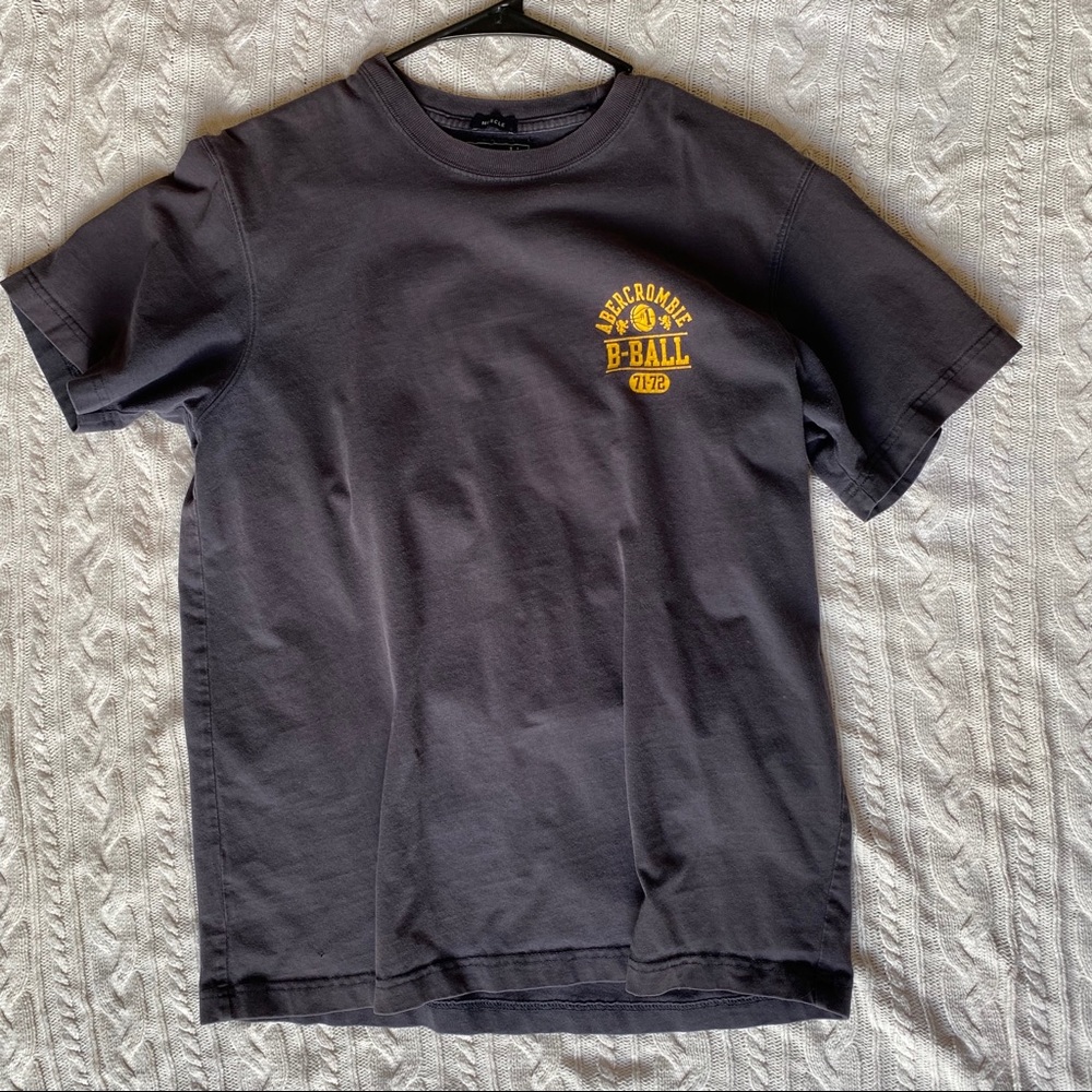 Abercrombie & Fitch men’s t-shirt sz M